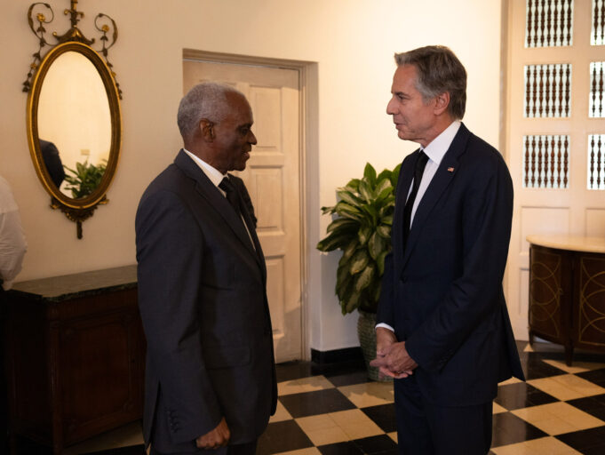 Blinken pwomèt yon èd 45 milyon dola pou Ayiti