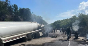 Miragwan : yon kamyon gaz pran dife, anviwon 16 moun mouri