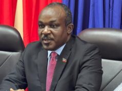 « Weee, m jwenn li! » : Plizyè benefisyè temwanye yo resevwa èd 20 000 goud leta sou telefòn yo