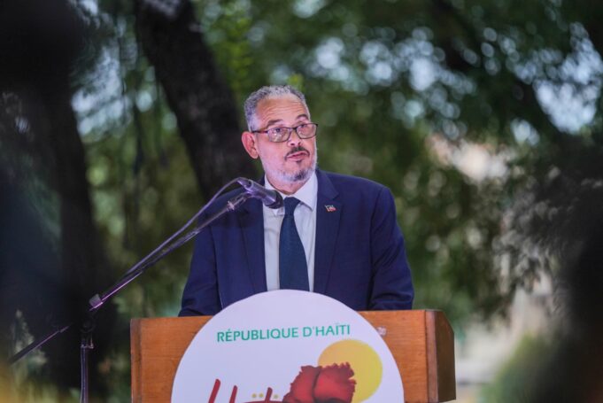 Olòfson boule rapyetè : Fils-Aimé rele fèmen baryè apre bèf fin sove ale